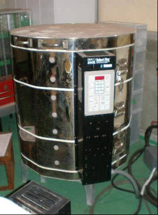 全自動焼成エクセルキルン 電気窯エクセルキルン – ©hus-10 陶芸を中心にした展覧会企画運営
